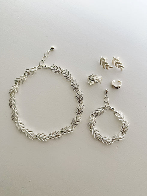 leaf earcuff